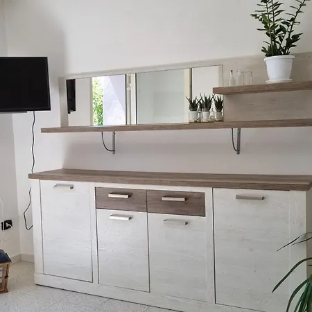 In Con Veranda Privata E Parcheggio Gratuito Ferienhaus Olbia