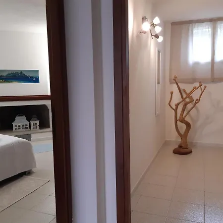 In Con Veranda Privata E Parcheggio Gratuito Дом отдыха