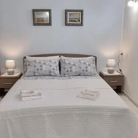 In Con Veranda Privata E Parcheggio Gratuito أولبيا